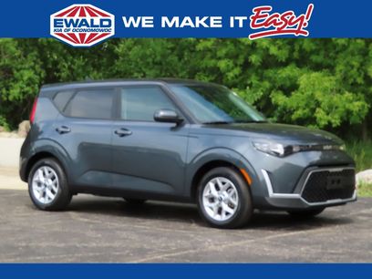 Certified 2025 Kia Soul LX w/ LX Technology Package