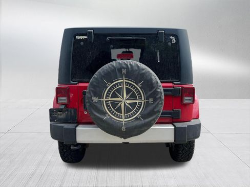 Used 2014 Jeep Wrangler Sahara AWD/4WD image 7