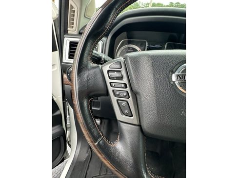 Used 2018 Nissan Titan Platinum Reserve w/ Platinum Utility Package image 21