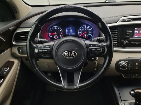 Used 2016 Kia Sorento AWD w/ LX Convenience Package image 22