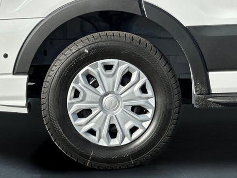 New 2026 Ford Transit 250 148 Medium Roof w/ Exterior Upgrade Package image 29