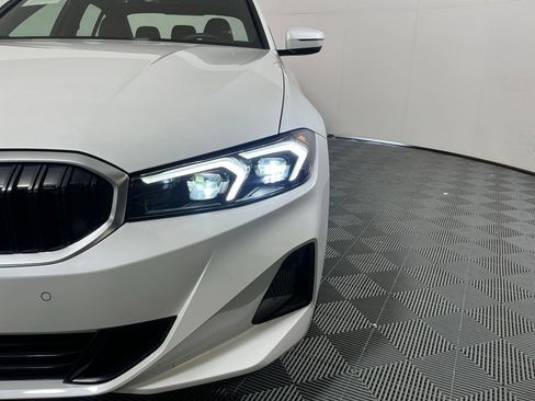Certified 2025 BMW 330i Sedan w/ Convenience Package RWD image 8