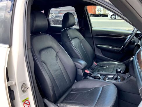 Used 2016 Audi Q3 2.0T Premium Plus w/ Technology Package FWD image 13