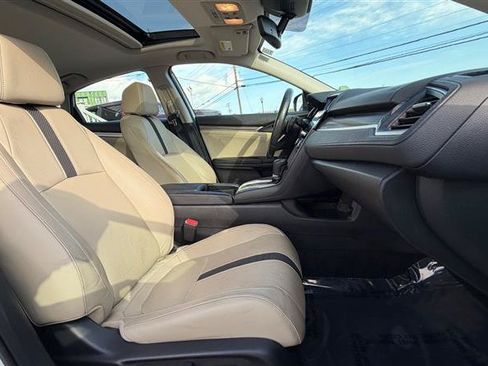 Used 2020 Honda Civic Touring image 35