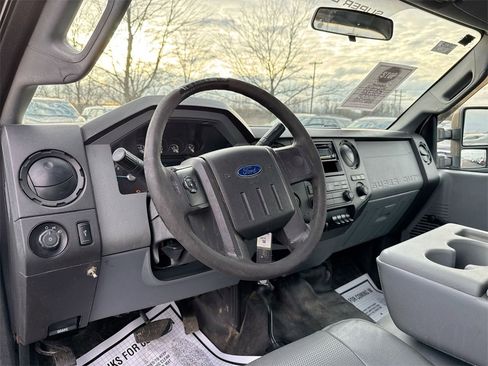 Used 2015 Ford F250 XL image 10