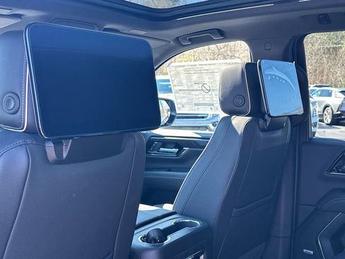 New 2026 GMC Yukon XL Elevation w/ Elevation Premium Package image 23