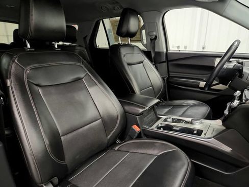 Used 2021 Ford Explorer Limited AWD/4WD image 37