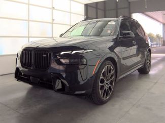 Used 2025 BMW X7 M60i AWD/4WD video 2