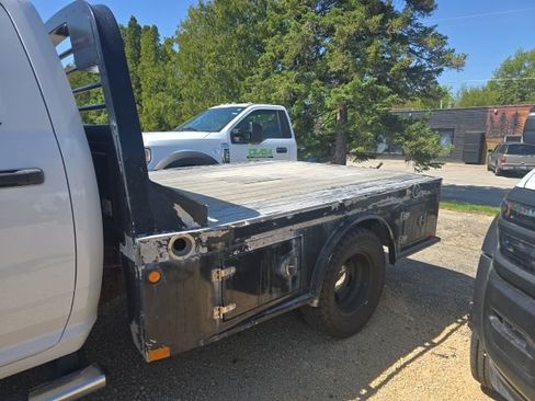 Used 2015 RAM 3500 Tradesman w/ Chrome Appearance Group AWD/4WD image 5