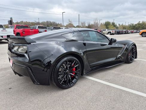Used 2016 Chevrolet Corvette Z06 w/ Z07 Performance Package image 9