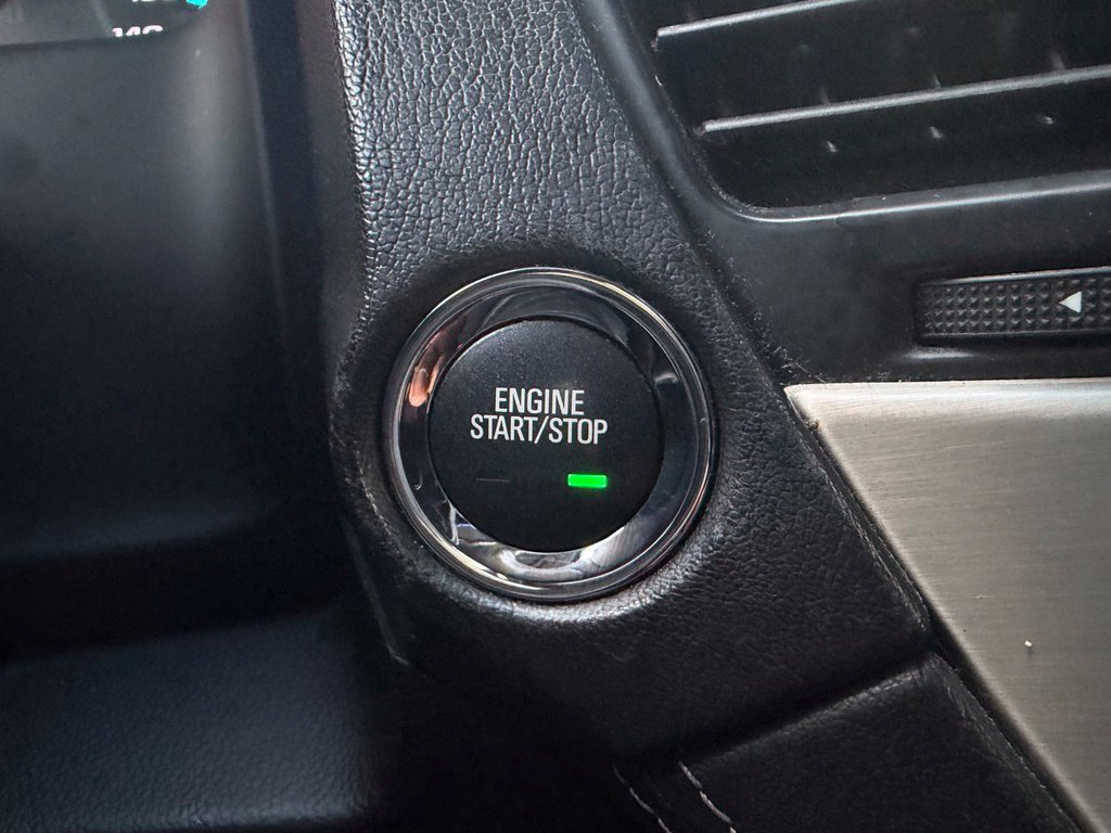 Used 2018 GMC Yukon XL Denali RWD image 23