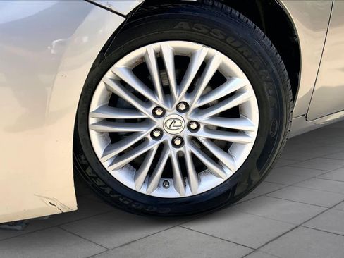 Used 2016 Lexus ES 350 image 10