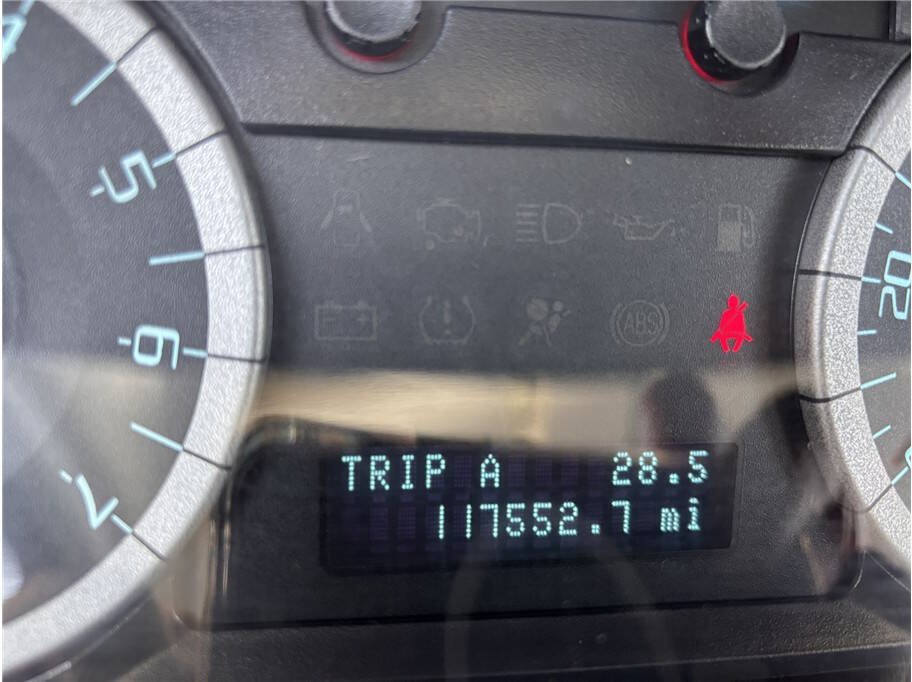 Used 2010 Ford Escape Limited AWD/4WD image 9
