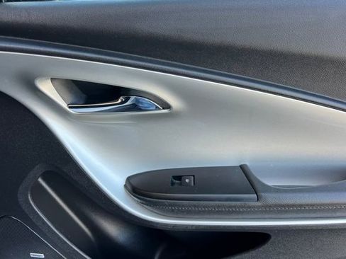 Used 2012 Chevrolet Volt image 18