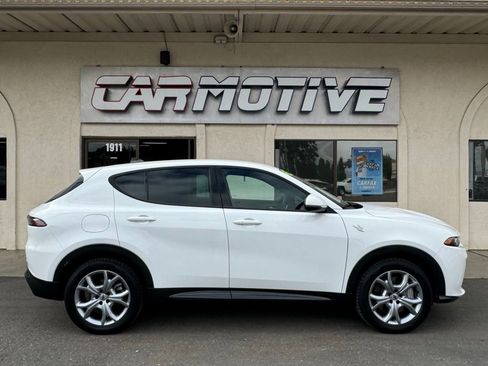 Used 2024 Dodge Hornet R/T image 3