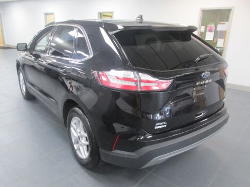Used 2024 Ford Edge SEL AWD/4WD image 7
