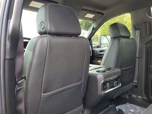 Used 2022 Chevrolet Silverado 3500 High Country w/ Safety Package II image 31