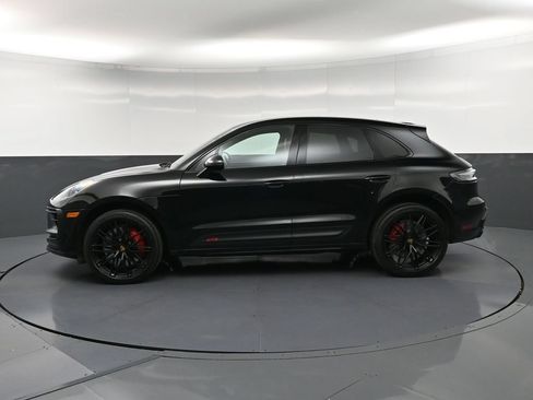 Certified 2023 Porsche Macan GTS AWD/4WD image 2