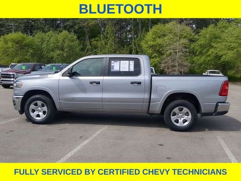 Used 2025 RAM 1500 Big Horn AWD/4WD image 8