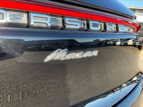 Used 2021 Porsche Macan image 57