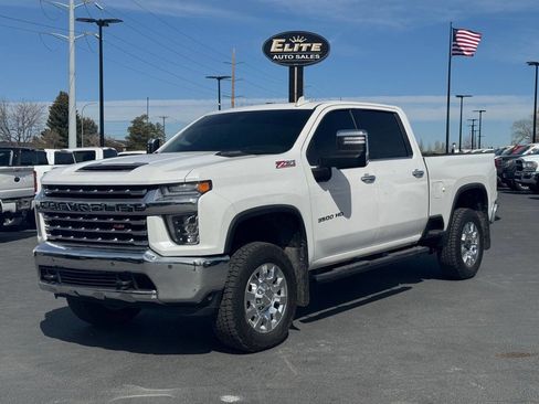 Used 2020 Chevrolet Silverado 3500 LTZ w/ LTZ Plus Package image 3