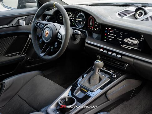 Used 2024 Porsche 911 GT3 RS RWD image 19