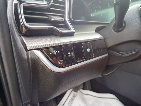 Used 2023 Kia Sportage SX image 19