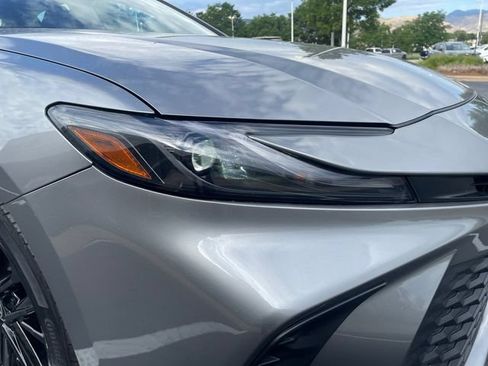 Used 2025 Toyota Camry SE w/ Convenience Package AWD/4WD image 33