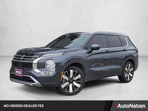 Used 2025 Mitsubishi Outlander SEL FWD image 1
