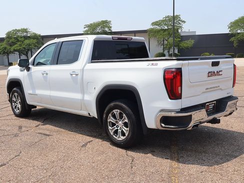 Used 2022 GMC Sierra 1500 SLT w/ SLT Convenience Package AWD/4WD image 14