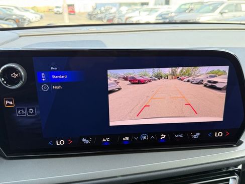 New 2026 Chevrolet Traverse LT FWD image 16