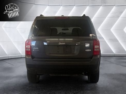 Certified 2016 Jeep Patriot Latitude image 5