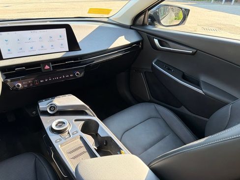 Certified 2023 Kia EV6 Wind AWD/4WD image 25