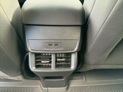 New 2026 Chevrolet Equinox LT AWD/4WD image 16