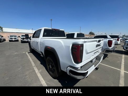 Certified 2024 GMC Sierra 2500 AT4 w/ AT4 Premium Plus Package AWD/4WD image 6