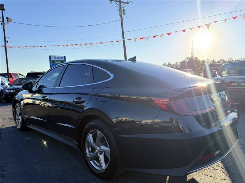Used 2023 Hyundai Sonata SE FWD image 7