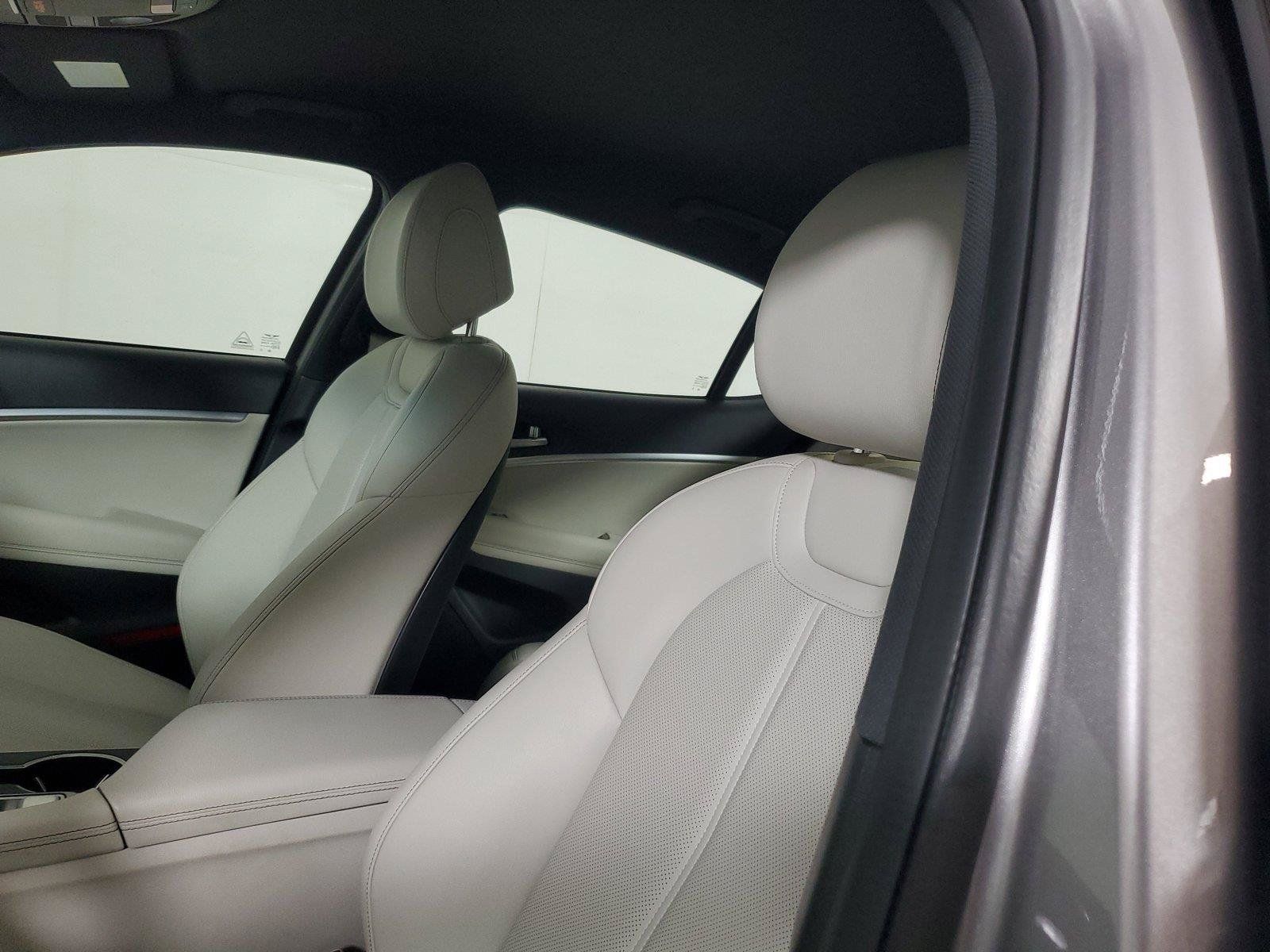 Used 2024 Genesis G70 2.5T AWD/4WD image 17