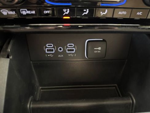 Used 2024 Jeep Grand Cherokee Limited image 16