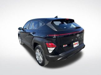 Certified 2024 Hyundai Kona SE video 3