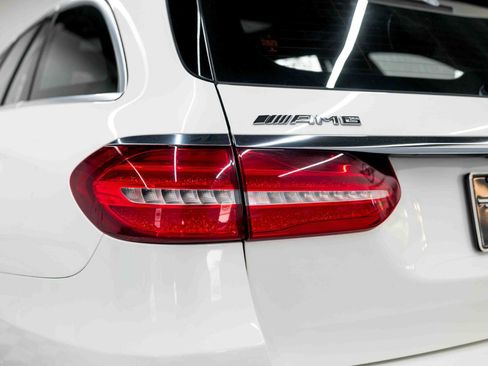 Used 2019 Mercedes-Benz E 63 AMG S image 31