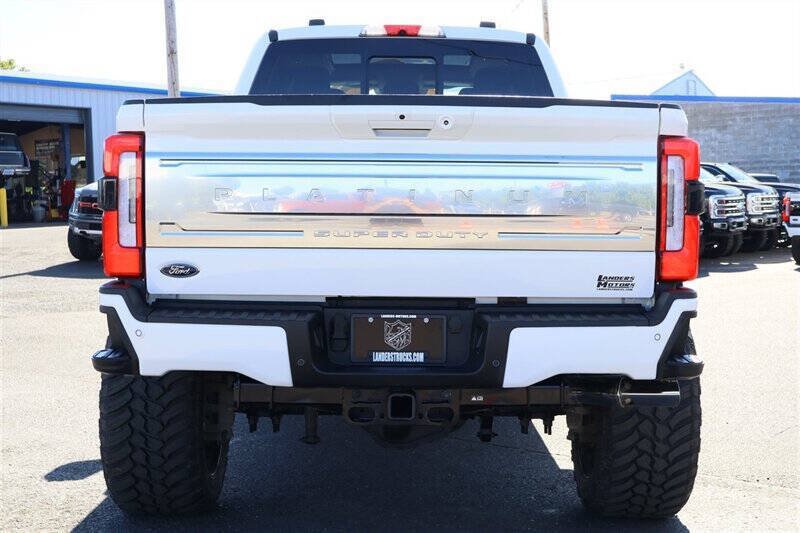 Used 2025 Ford F350 Platinum w/ Platinum Plus Package AWD/4WD image 4