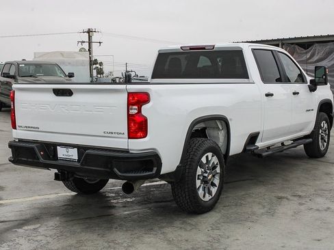 Used 2025 Chevrolet Silverado 2500 Custom w/ Custom Value Package AWD/4WD image 9