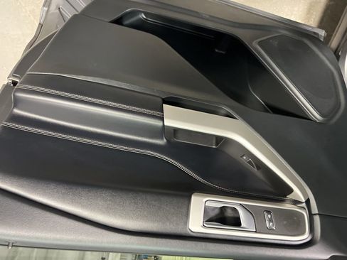 Used 2022 Ford Explorer XLT RWD image 10
