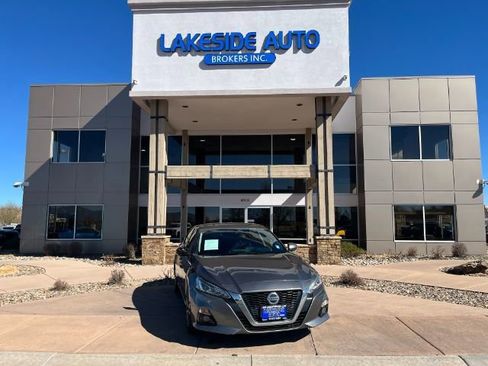 Used 2022 Nissan Altima 2.5 SL FWD image 1