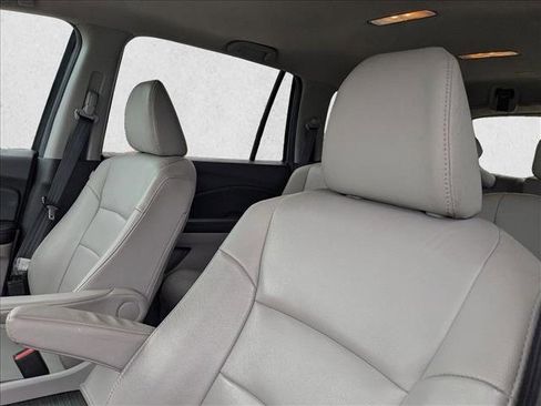 Used 2017 Honda Pilot EX-L image 13