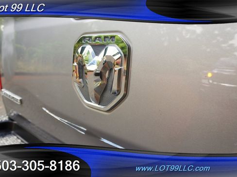 Used 2019 RAM 1500 Laramie AWD/4WD image 34