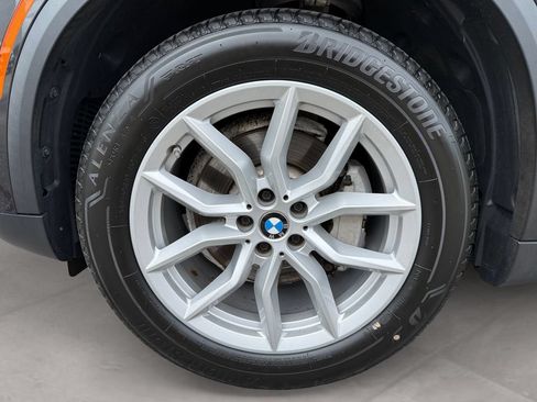 Certified 2022 BMW X5 xDrive40i w/ Premium Package AWD/4WD image 14