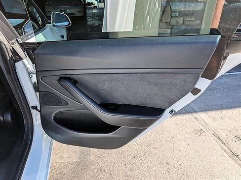 Used 2020 Tesla Model 3 Long Range AWD/4WD image 27