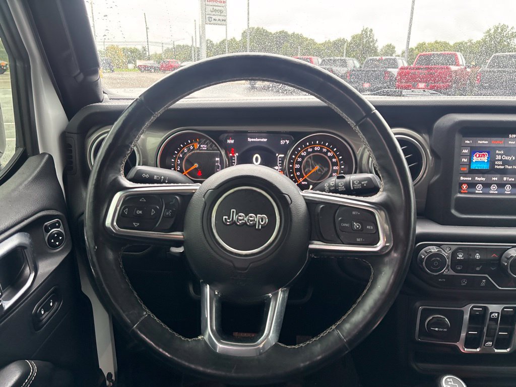Used 2018 Jeep Wrangler Unlimited Sahara w/ Cold Weather Group AWD/4WD image 30