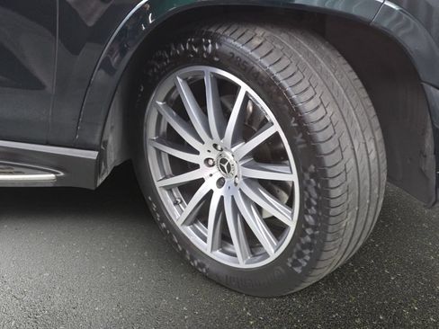 Used 2023 Mercedes-Benz GLS 580 4MATIC image 34